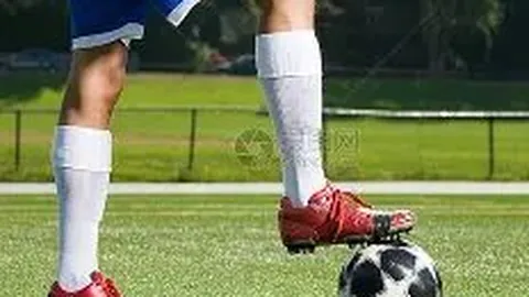 薛佳凝42岁近照引关注，否认新恋情传闻